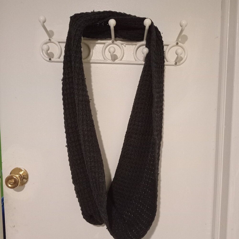 ALDO INFINITY SCARF GRAY ACRYLIC